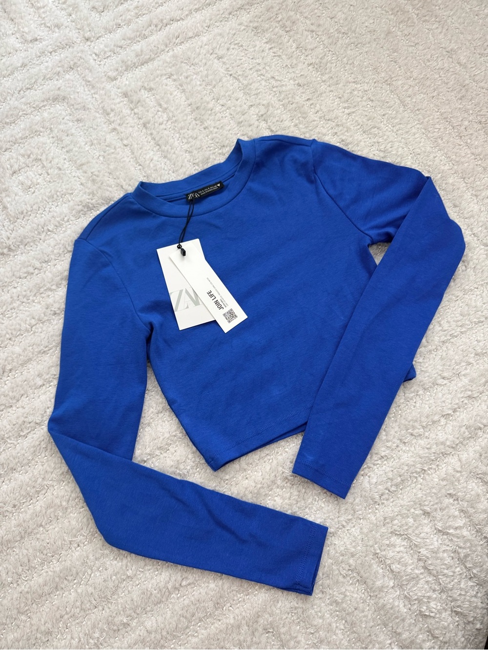 NWT - Zara Women’s Royal Blue Long Sleeve Crop Top Size Small
